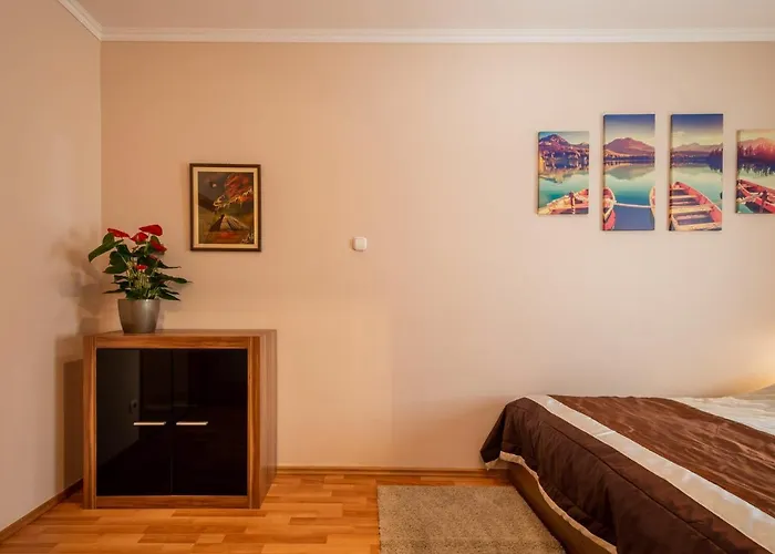 Santos 1214 Apartment